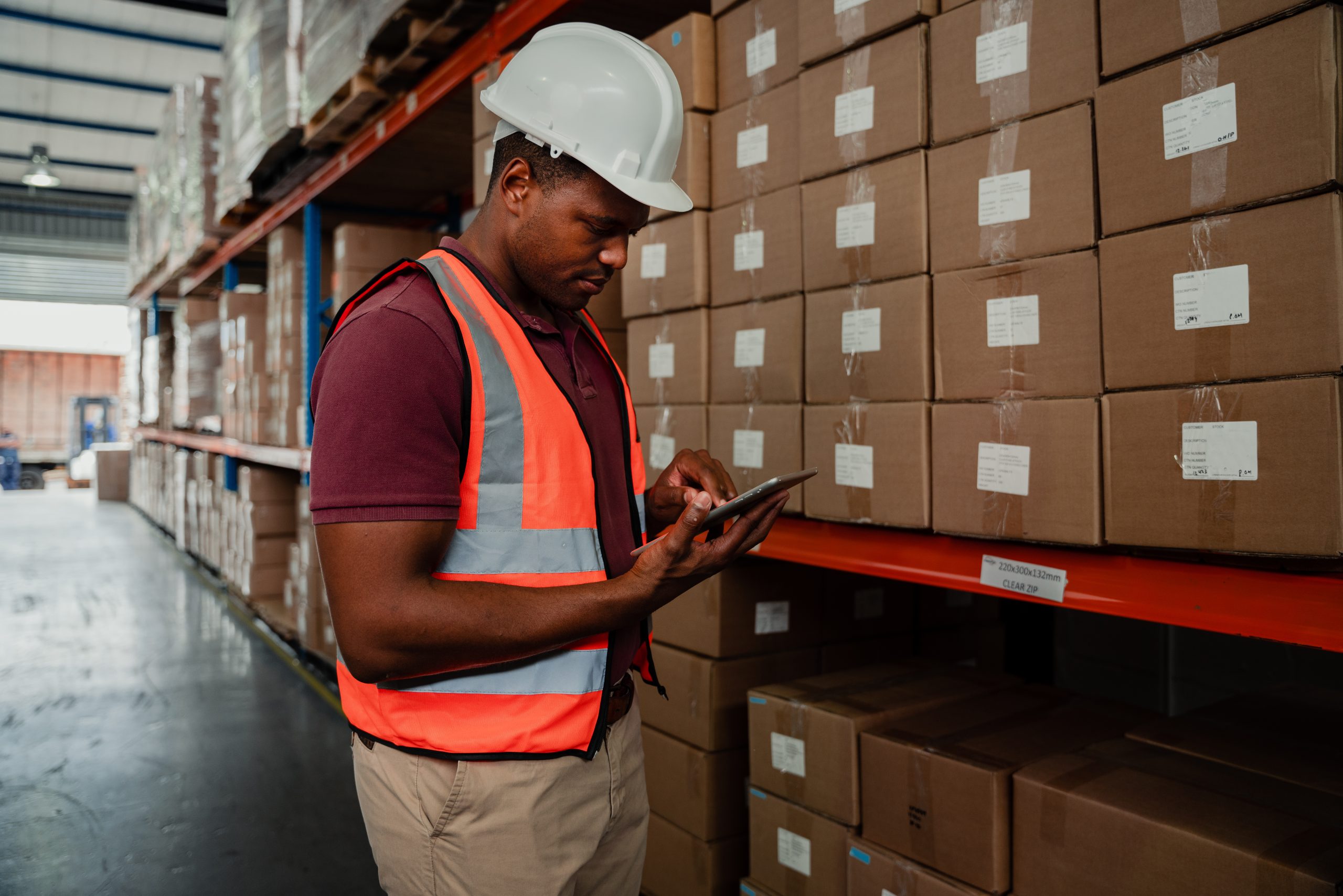 hire warehouse workers 