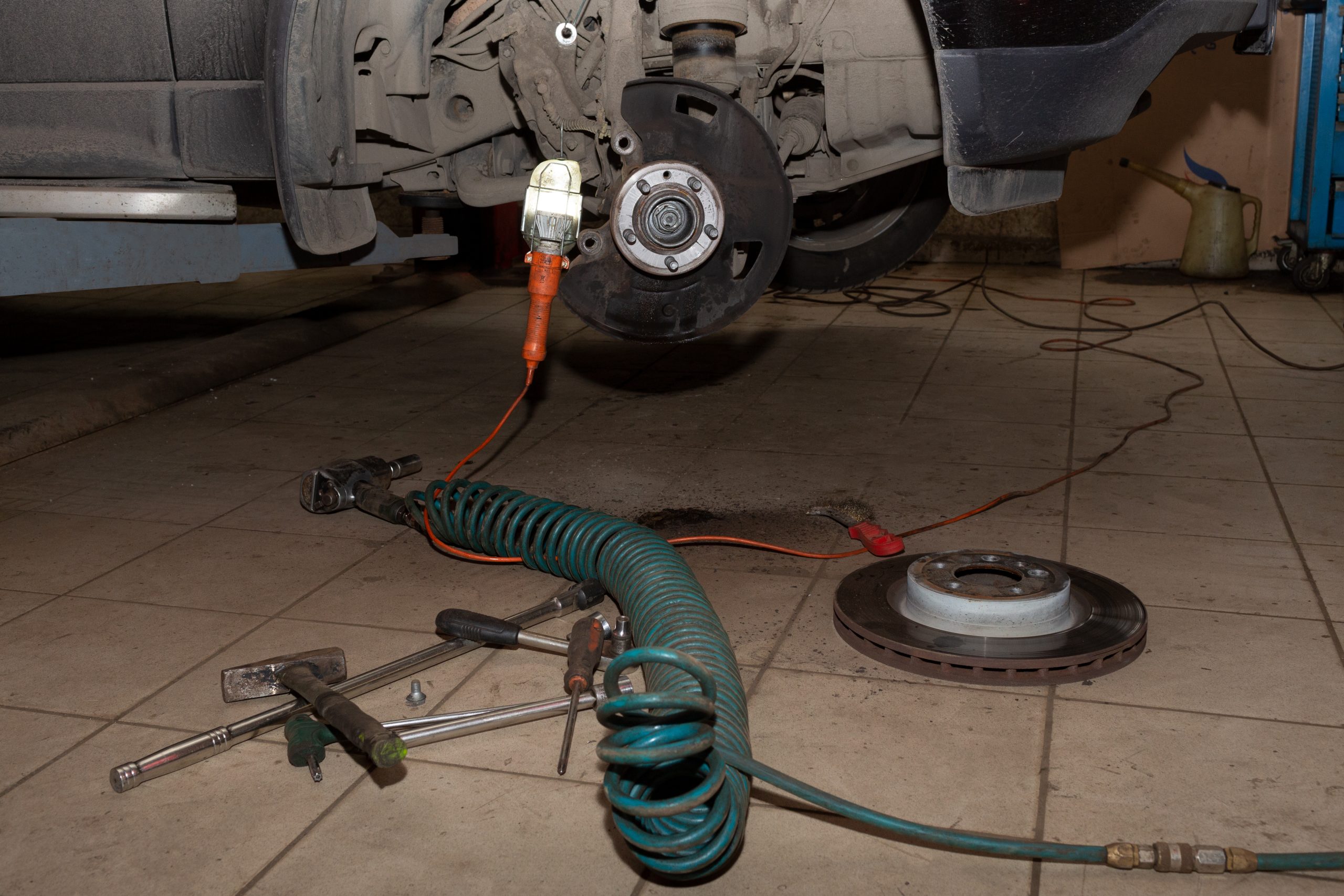 Hire Tire Repairmen, Hire Tire Fixers