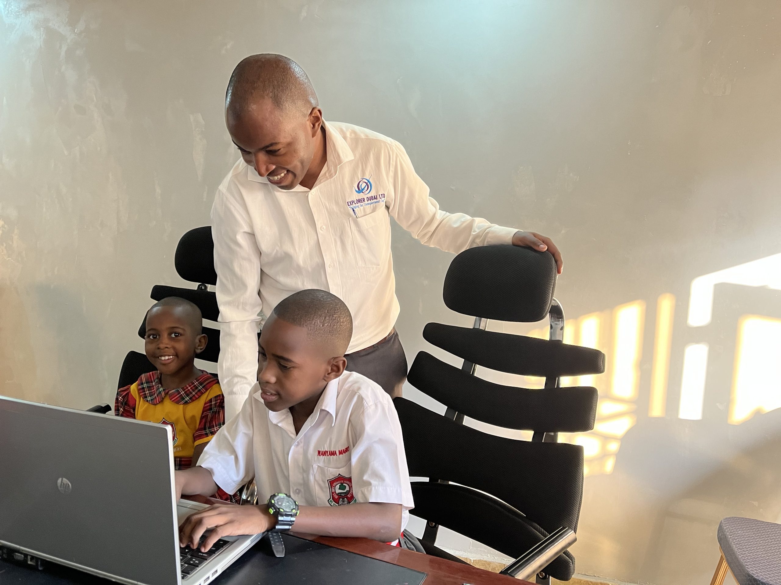 Hire Primary School Teachers