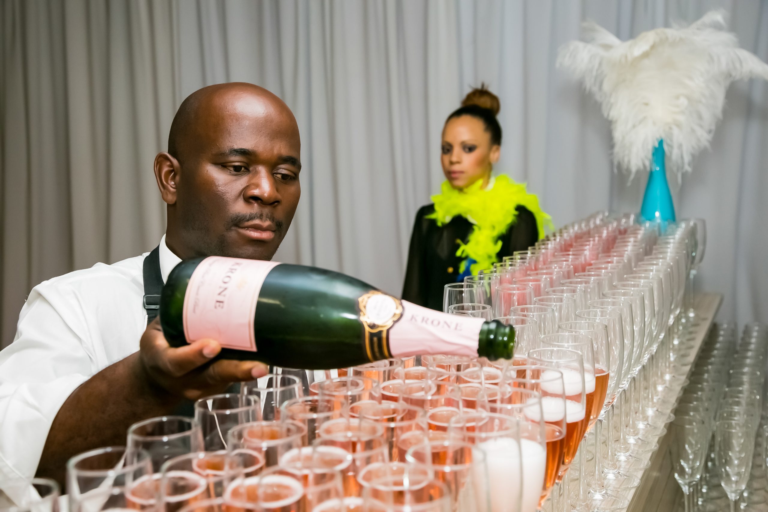 Hire Waiters, Hire Waitresses