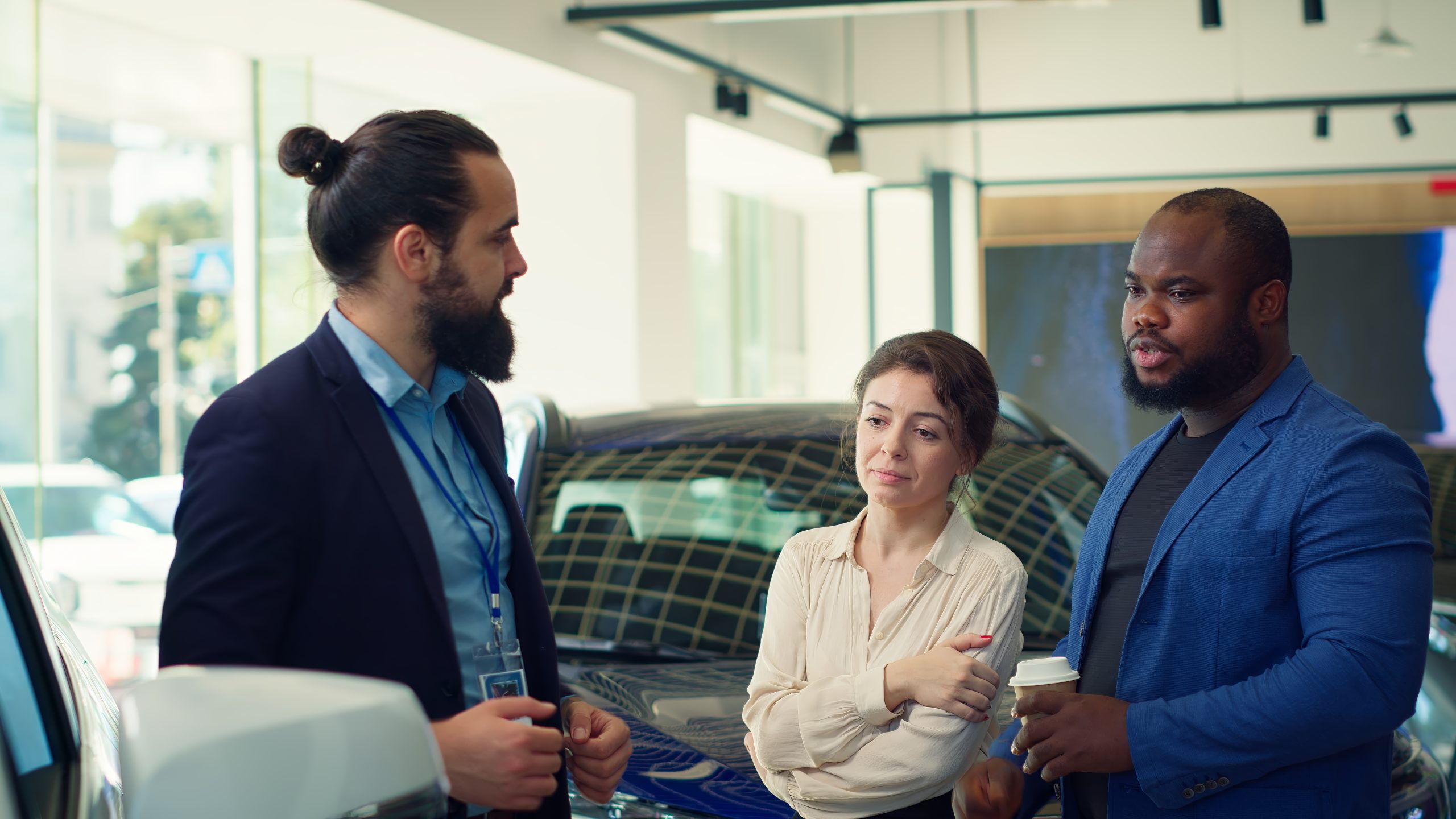 Apply for Salesmen and Saleswomen Job Abroad