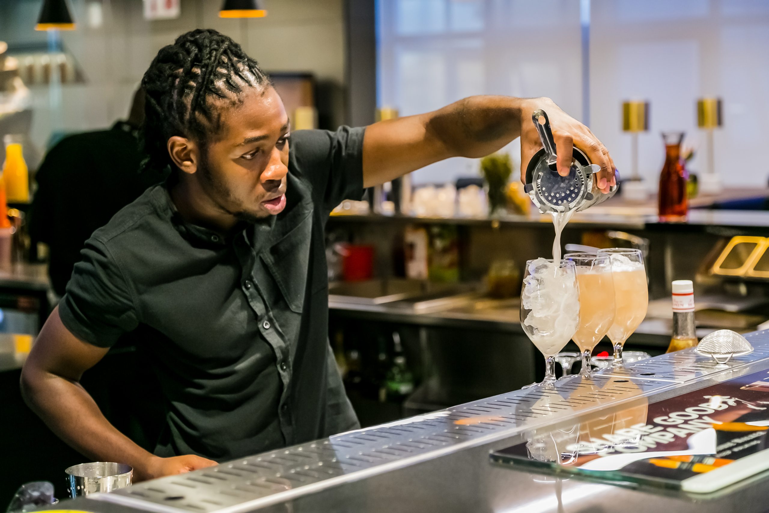 Hiring Ugandan Excellent Waiters And Waitresses